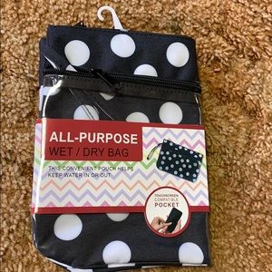 Wet / Dry Bag with Media Pocket!